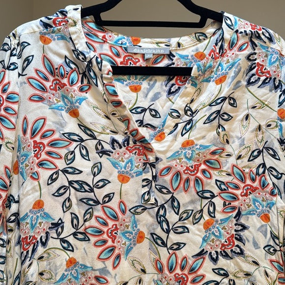 Tunic - Picture 2 of 4